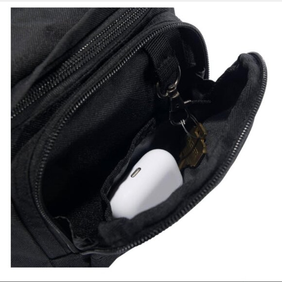 BNIP- Carhartt Adjustable Waist Pack - Black - Picture 8 of 8